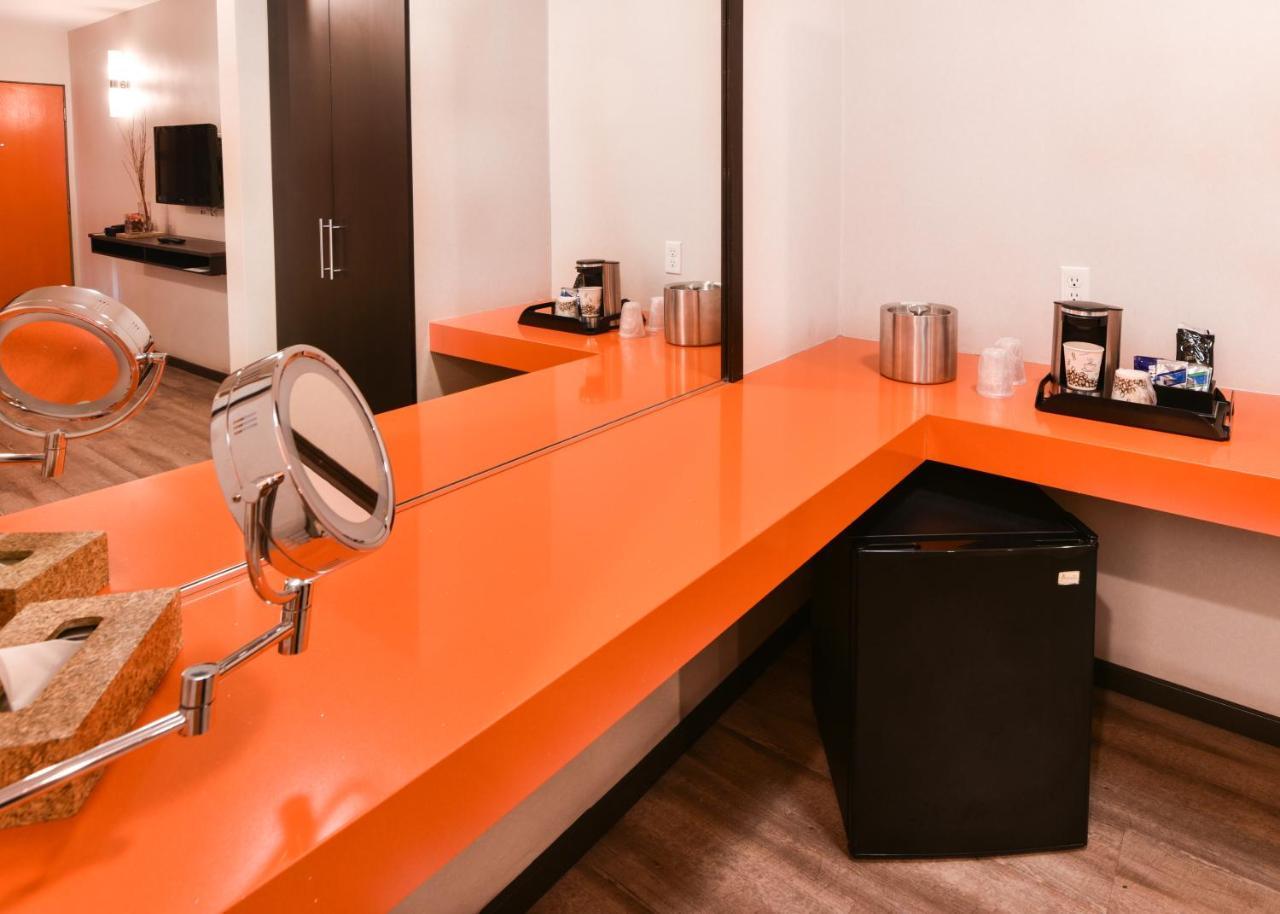 The Tangerine - A Burbank Hotel Extérieur photo